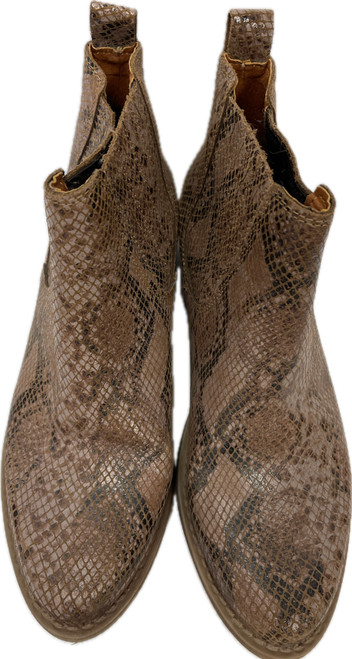 Vist Large View of Product Image Which is Eric Michael  Ankle Boots 9