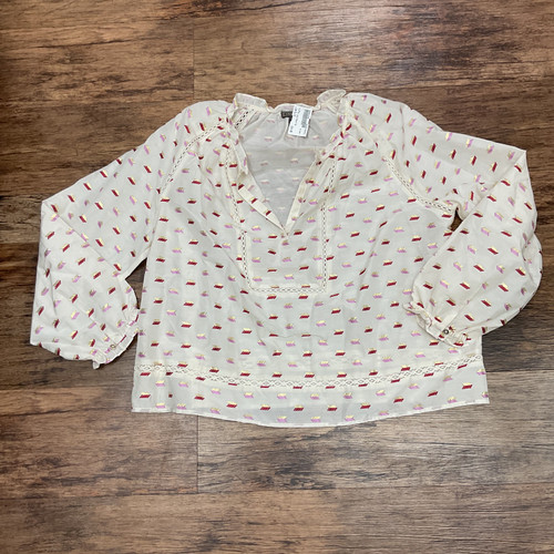 Used Point Sur Long Sleeve Top XL-16 60004-S000632460 Vist Large View of Product Image Which is Used Point Sur Long Sleeve Top XL-16