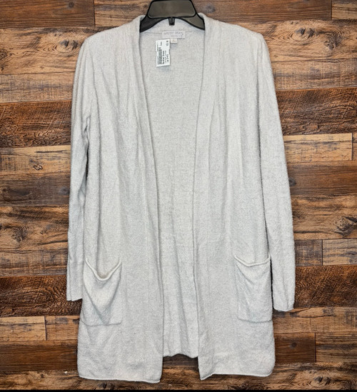 Vist Large View of Product Image Which is Used Barefoot Dreams Lightweight Sweater S-4/6