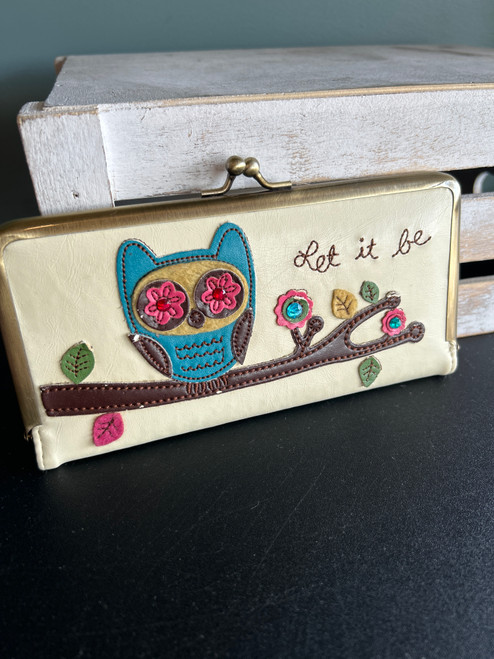 Vist Large View of Product Image Which is Used Natural Life Wallet off1