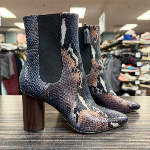 Vist Large View of Product Image Which is Used Donald J Pliner Ankle Boots 6