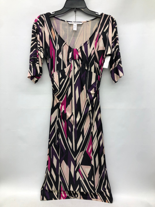 Vist Large View of Product Image Which is Used Diane Von Furstenberg Short Dress B XS-0/2