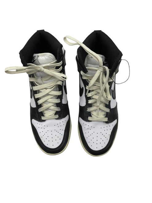 Vist Large View of Product Image Which is Used Nike Performance Shoes 8
