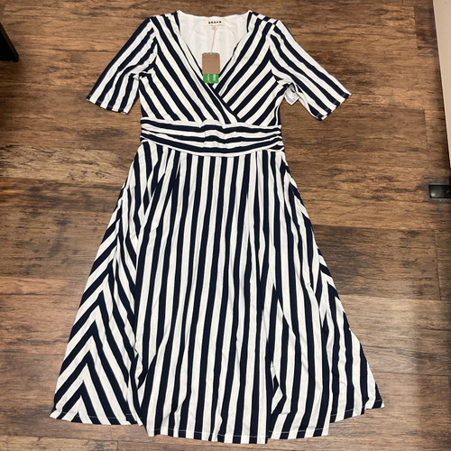 Vist Large View of Product Image Which is Used Boden Long Dress B M-8/10