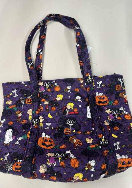 Vist Large View of Product Image Which is Used Vera Bradley Large Handbag