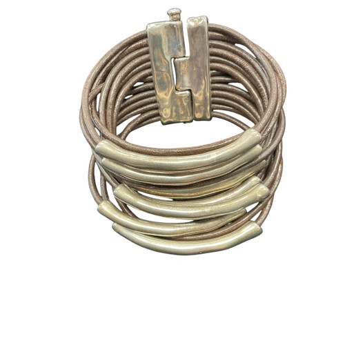 Vist Large View of Product Image Which is Used Uno de 50 Bracelet