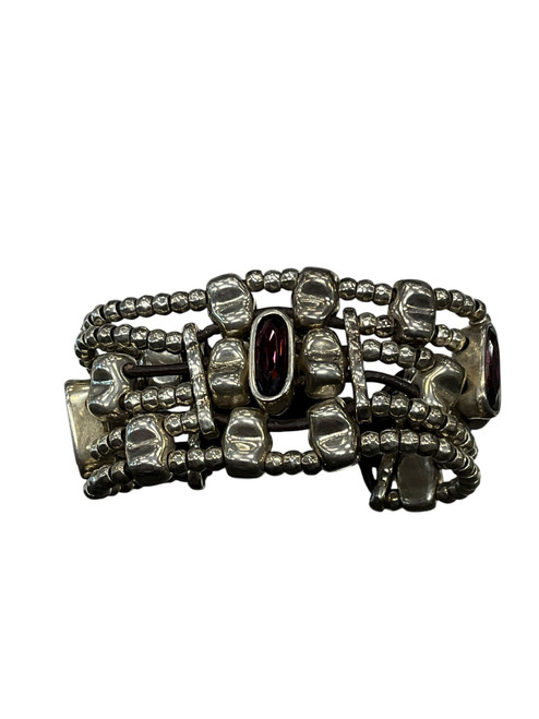 Vist Large View of Product Image Which is Used Uno de 50 Bracelet