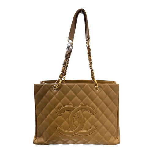 Vist Large View of Product Image Which is Used Chanel Grand Shopping Tote