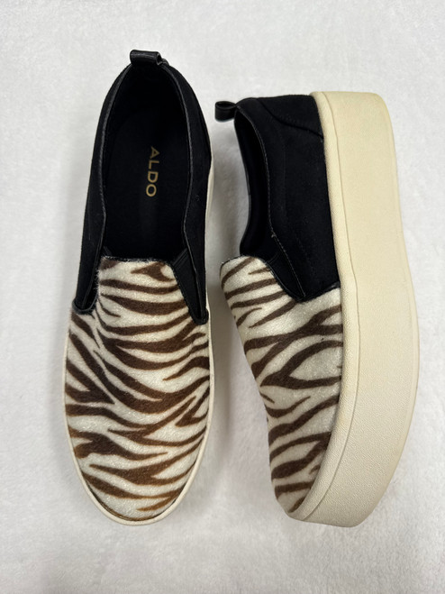 Vist Large View of Product Image Which is Used Aldo Casual Shoes 9