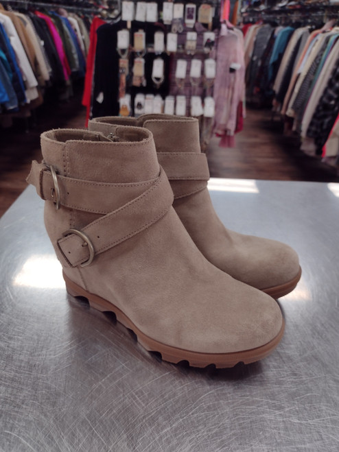 Vist Large View of Product Image Which is Used Sorel Ankle Boots 8.5