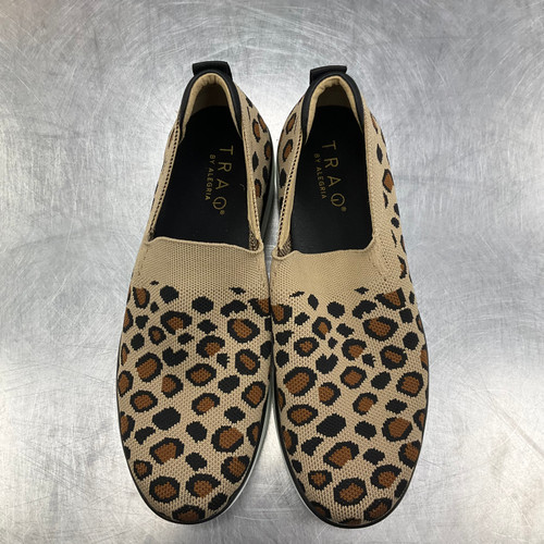 Vist Large View of Product Image Which is Used Alegria Casual Shoes 7.5