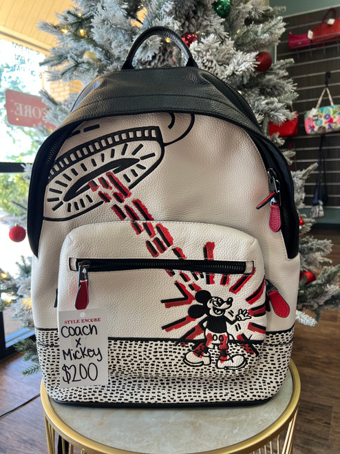 Vist Large View of Product Image Which is Used Coach Xlarge Leather Handbag