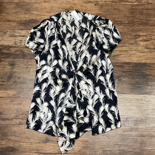 Vist Large View of Product Image Which is Used Rozae Short Sleeve Top L-12/14
