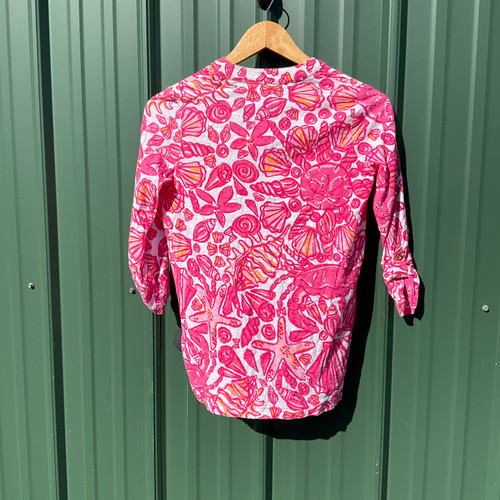 Vist Large View of Product Image Which is Used Lilly Pulitzer Long Sleeve T-Shirt F XS-0/2