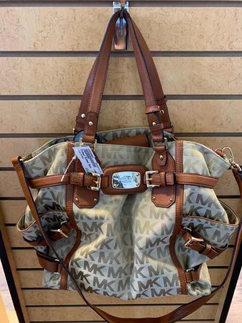 Vist Large View of Product Image Which is Used Michael Michael Kors Large Handbag