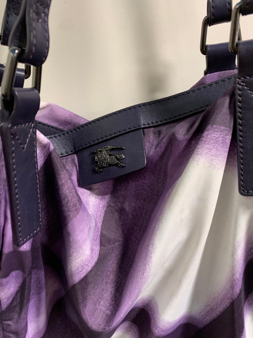 Vist Large View of Product Image Which is Used Burberry Small Handbag