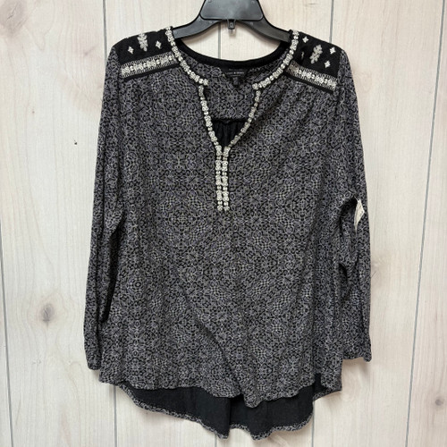 Vist Large View of Product Image Which is Used Lucky Brand Long Sleeve Top 1X-18