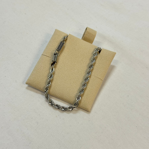 Vist Large View of Product Image Which is Used Unbranded Bracelet