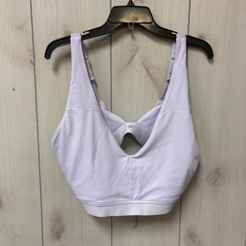 Vist Large View of Product Image Which is Used Fabletics Sports Bra 2X-20