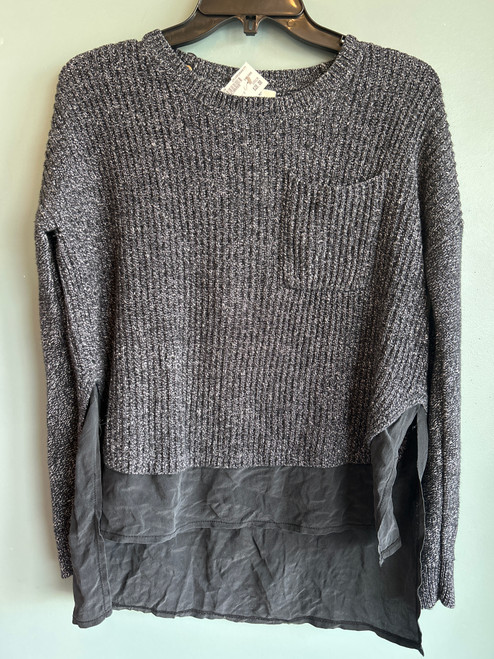 Vist Large View of Product Image Which is Used Madewell Lightweight Sweater XS-0/2 off1