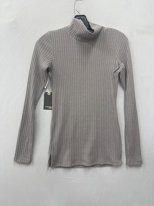Vist Large View of Product Image Which is Used Cream Wilfred Long Sleeve Top S-4/6