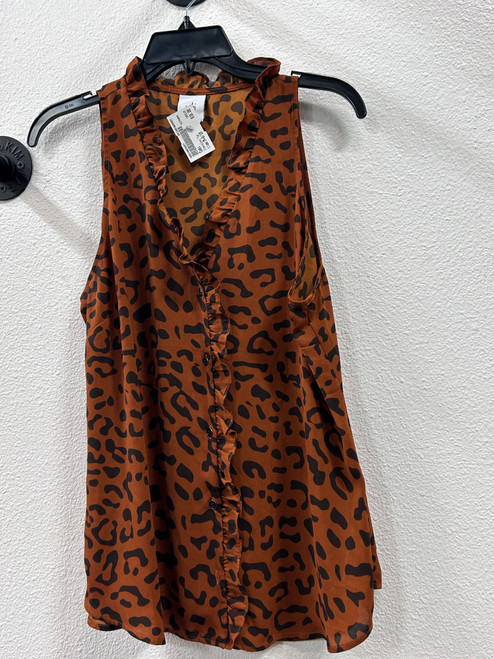 Vist Large View of Product Image Which is Used Cabi Sleeveless Top M-8/10