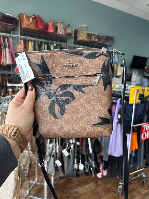 Vist Large View of Product Image Which is Used Coach Small Leather Handbag