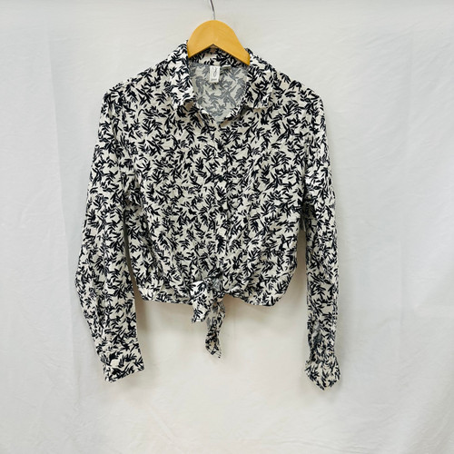 Used Joie Long Sleeve Top P M-8/10 60003-S000871938 Vist Large View of Product Image Which is Used Joie Long Sleeve Top P M-8/10