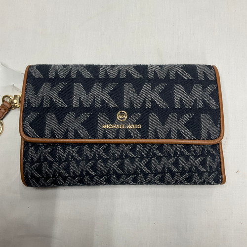 Vist Large View of Product Image Which is Used Michael Michael Kors Small Handbag