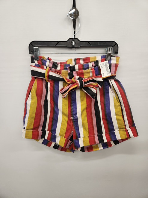 Vist Large View of Product Image Which is Used Express Shorts 4-27