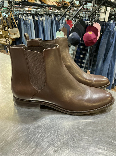 Vist Large View of Product Image Which is Used Michael Michael Kors Ankle Boots 10