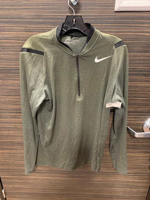 Vist Large View of Product Image Which is Used Nike Golf Active Long Sleeve M-8/10