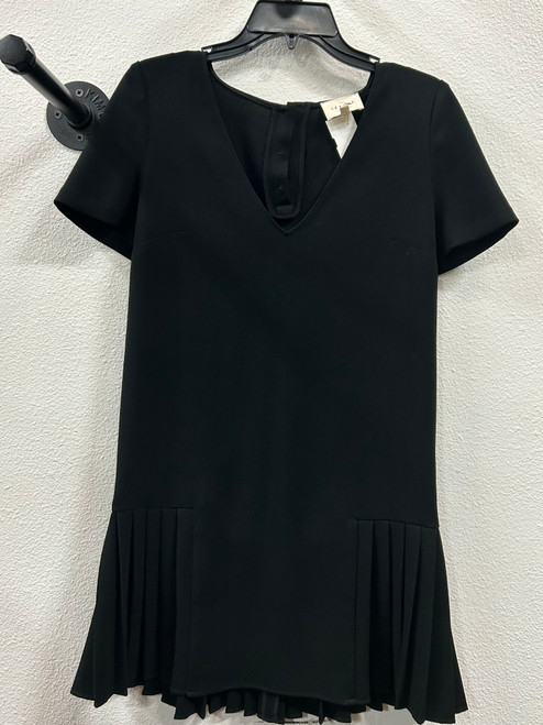 Vist Large View of Product Image Which is Used Unbranded Short Dress B S-4/6