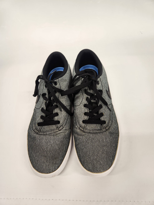 Vist Large View of Product Image Which is Used Nike Mens Casual Shoes 11.5