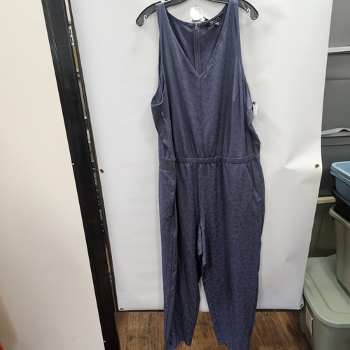 Vist Large View of Product Image Which is Used Athleta Jumper F 3X-22