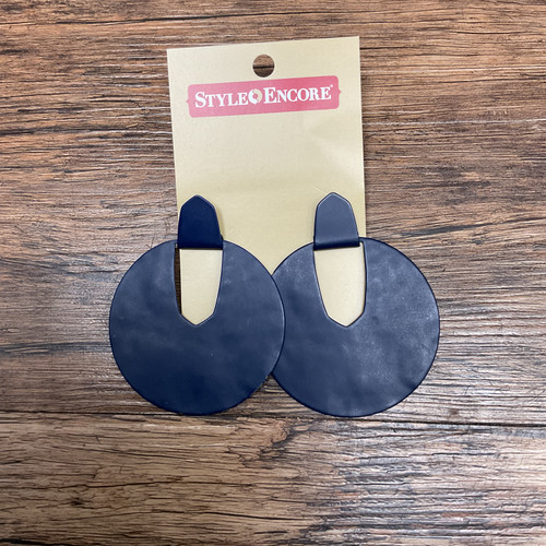 Vist Large View of Product Image Which is Used Kendra Scott Earrings