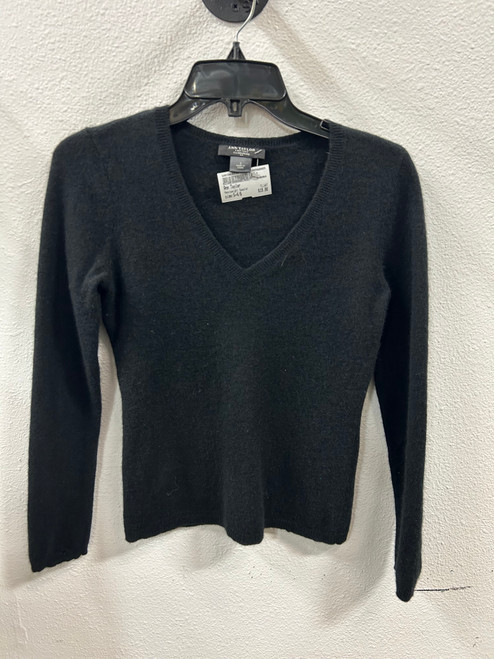 Vist Large View of Product Image Which is Used Ann Taylor Heavyweight Sweater S-4/6