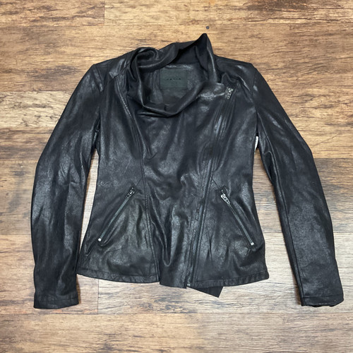 Vist Large View of Product Image Which is Used Blank NYC Short Light Jacket S-4/6