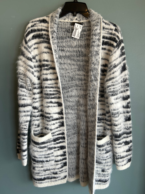 Vist Large View of Product Image Which is Used Unbranded Heavyweight Sweater F XS-0/2 off4