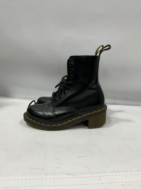 Vist Large View of Product Image Which is Used Unbranded Ankle Boots 6.5