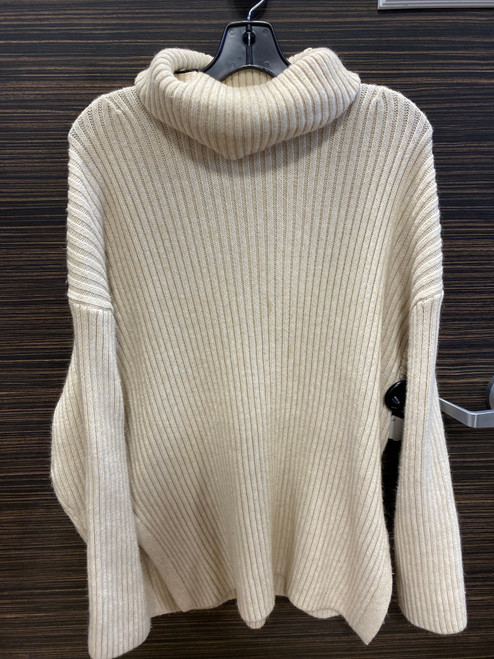 Vist Large View of Product Image Which is Used H & M Heavyweight Sweater S-4/6
