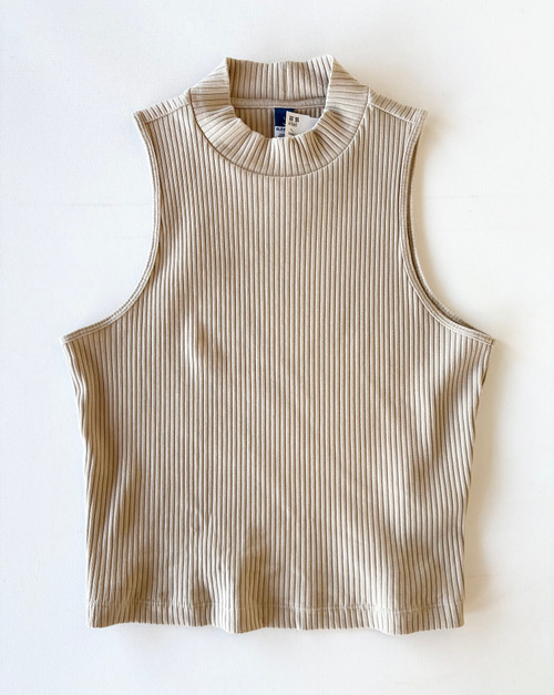 Vist Large View of Product Image Which is Used Old Navy Tank Top L-12/14