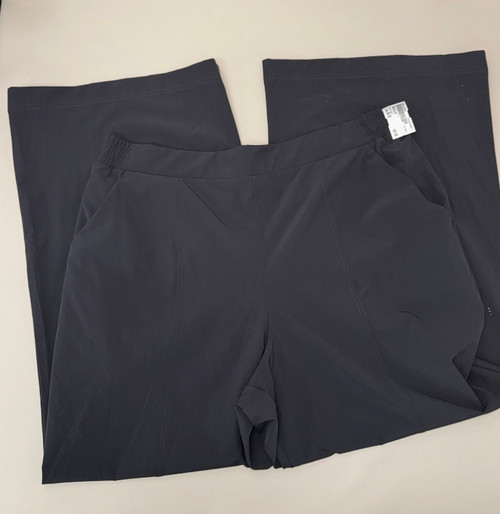 Vist Large View of Product Image Which is Used Fabletics Active Pant 20-35