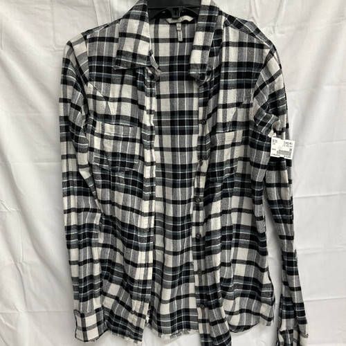 Vist Large View of Product Image Which is Used BKE Long Sleeve Top XS-0/2