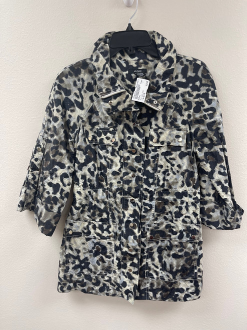 Vist Large View of Product Image Which is Used Alfani Short Light Jacket S-4/6