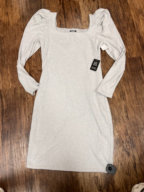 Vist Large View of Product Image Which is Used Express Short Dress F S-4/6