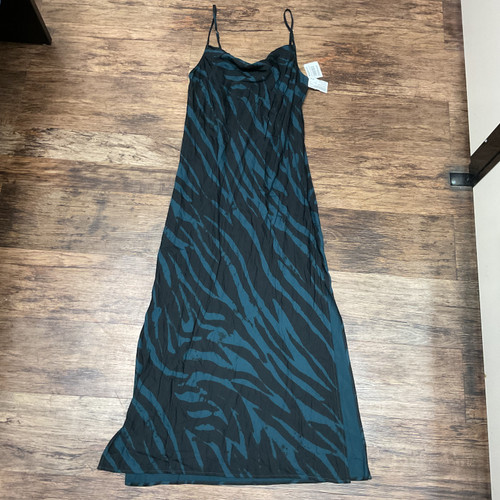 Vist Large View of Product Image Which is Used Cloth & Stone Long Dress B L-12/14