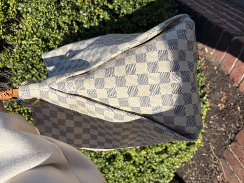 Vist Large View of Product Image Which is Used Louis Vuitton Artsy MM Damier Azur bag