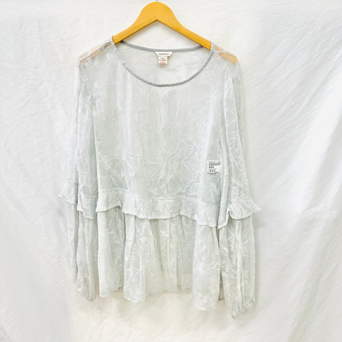 Used Sundance Long Sleeve Top XL-16 60003-S000873143 Vist Large View of Product Image Which is Used Sundance Long Sleeve Top XL-16