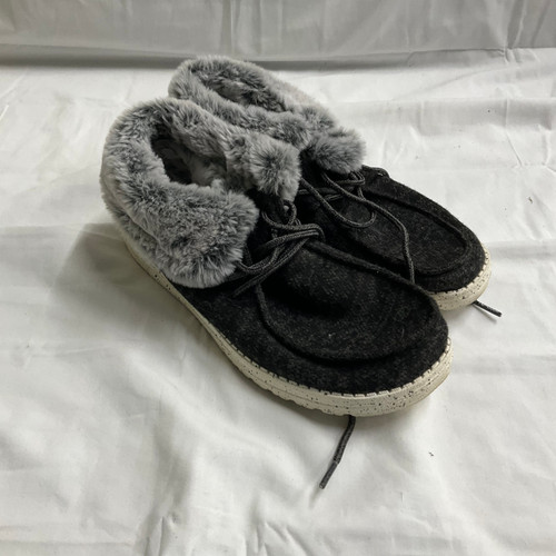 Vist Large View of Product Image Which is Used Hey Dude Casual Shoes 7